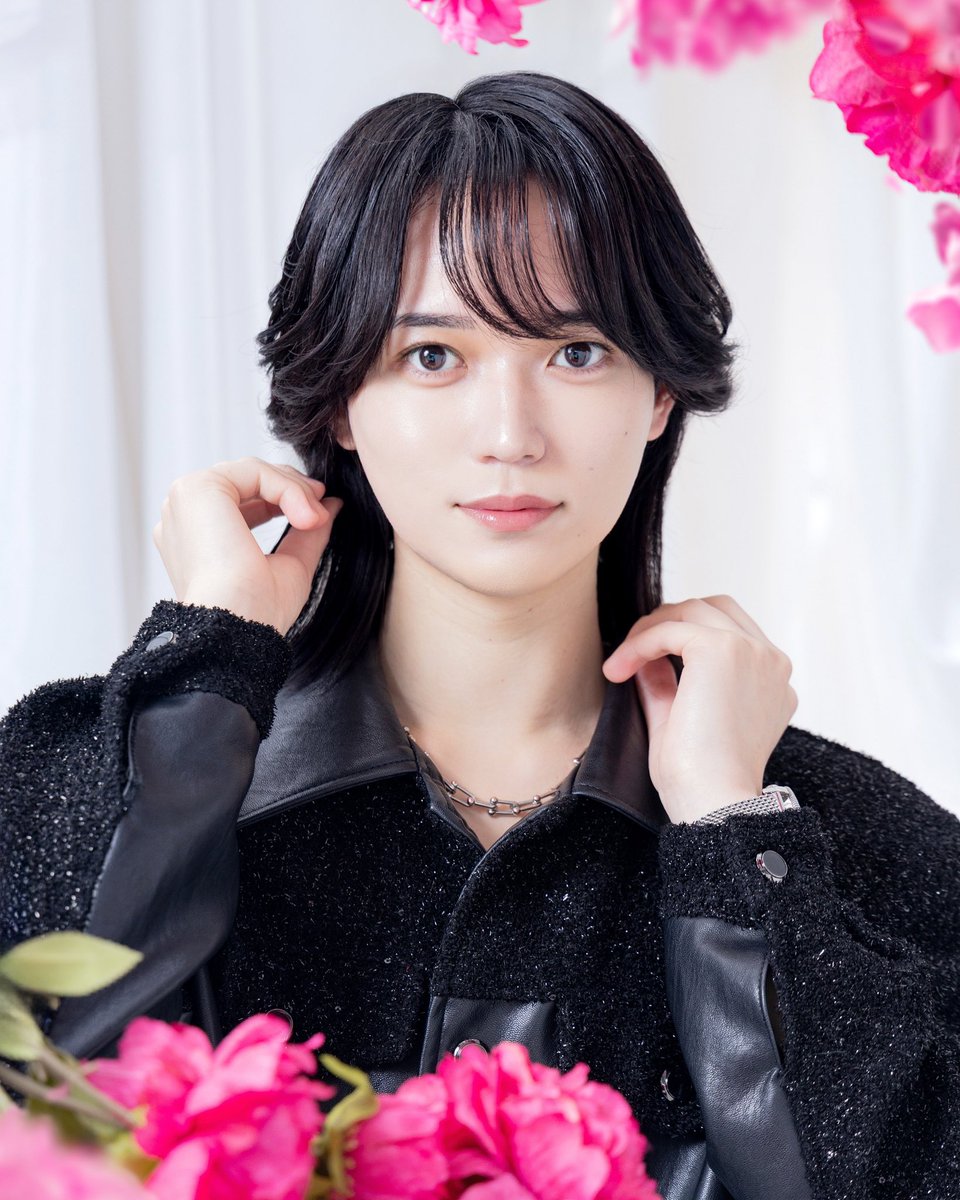 koashirosaki's tweet photo. イケメンに産んでくれてありがとう💐
#母の日 https://t.co/pvzCG2Mddg