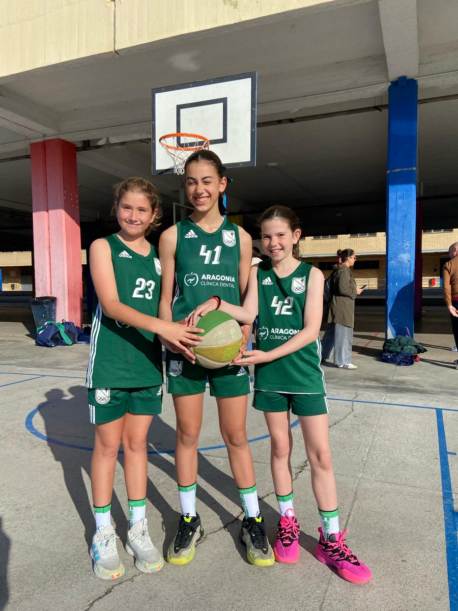 stcbaloncesto's tweet image. Amplia representación de nuestras alevines en el 3x3 de @SalvadorBasket #MiniStadium🏀💚⛹️‍♀️