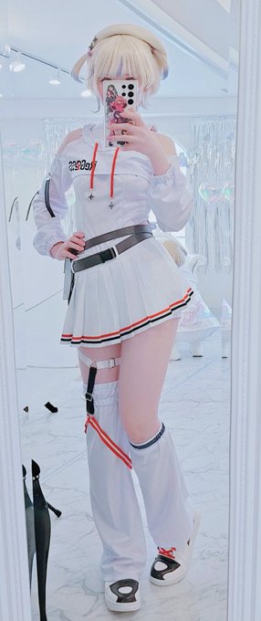 Twitterのコスプレ画像15