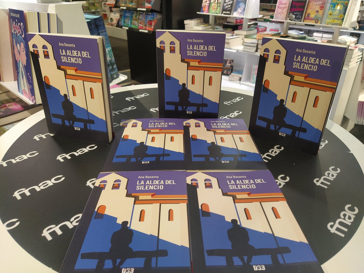 anabasantad's tweet photo. Récords d'una tarda ben bonica amb noves lectores i amics fidels ✍️📚♥️
@Fnac_ESP #fnacsplau #distrito93 #llibres #laaldeadelsilencio https://t.co/a1N2EtuNNc