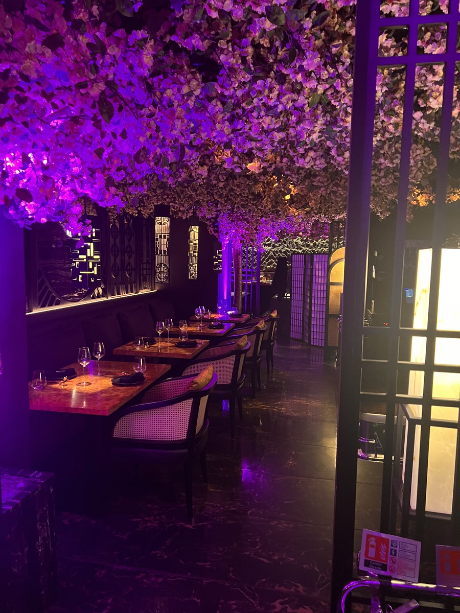 My thoughts on Tattu in Birmingham andyhayler.com/restaurant/tat…