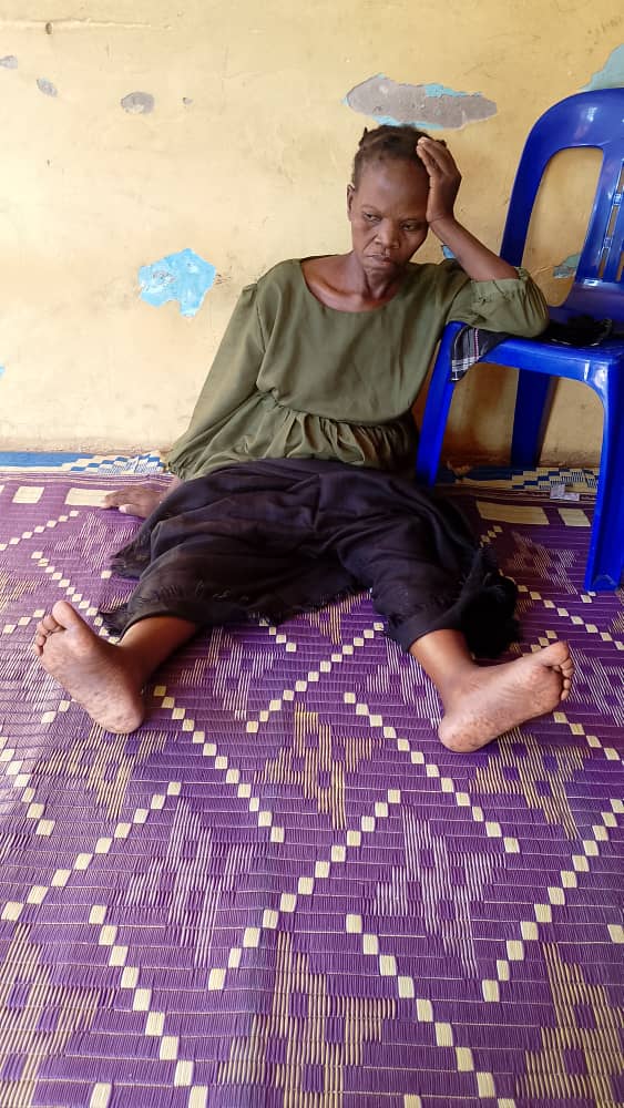 Rahman_546's tweet image. Dear mumy,no matter what you go through,we will stand on your side,Mama.I pray for your healing mama,wanna tell you that this world will be so hard for me if you're not around. Me and my siblings,we love you,Mama
Happy mothers Day,my queen. may you get healed and you come home.