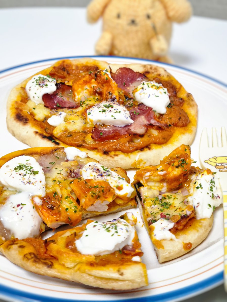 집 -
리코타 치즈 마살라 커리 피자