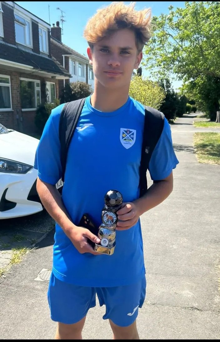 Ian Lane (@ianlane80823908) on Twitter photo Proud Dad moment, Carter winning <a href="/_FerringFC/">Ferring FC</a> u15's coaches player award after 1 season playing outfield after 3 seasons as GK. Moving forward and progressing all the time, onwards to u16's next season Oh did I also mention he is a league title winner with <a href="/Billingshurstfc/">Billingshurst FC</a> u15's Proud Dad moment, Carter winning <a href="/_FerringFC/">Ferring FC</a> u15's coaches player award after 1 season playing outfield after 3 seasons as GK. Moving forward and progressing all the time, onwards to u16's next season Oh did I also mention he is a league title winner with <a href="/Billingshurstfc/">Billingshurst FC</a> u15's