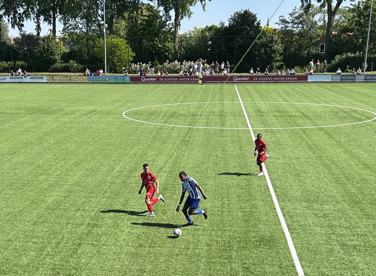 Verslag met enkele foto’s van RVVH-Zwaluwen staat online; #rvvzwa #4edivB <a href="/vvzwaluwenvld/">VV Zwaluwen</a> 

rvvh.nl/bijna-kampioen…