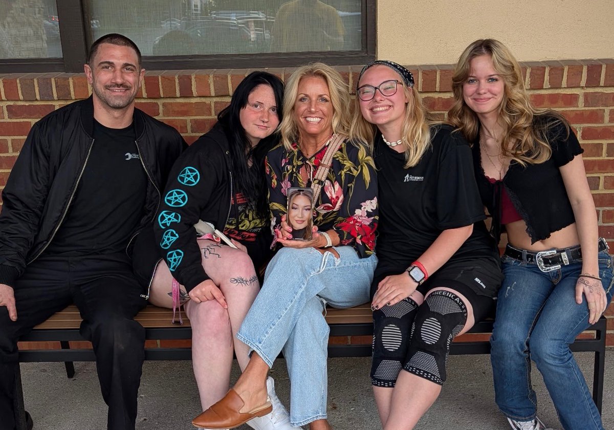 Logan Murphy tweet media