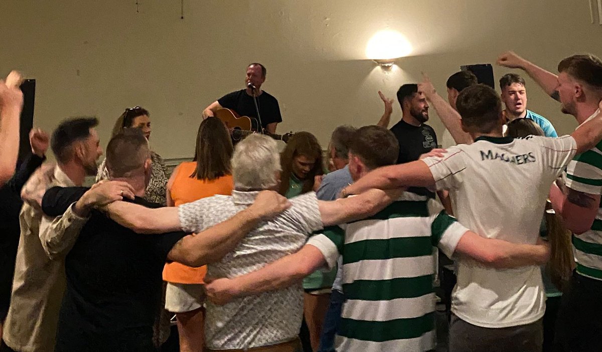 A big thank you to everyone for a fantastic weekend in Cork. Great nights in The Harp Bar &amp; Blackrock Hurling Club.

See you again soon. @ConorMclaughin