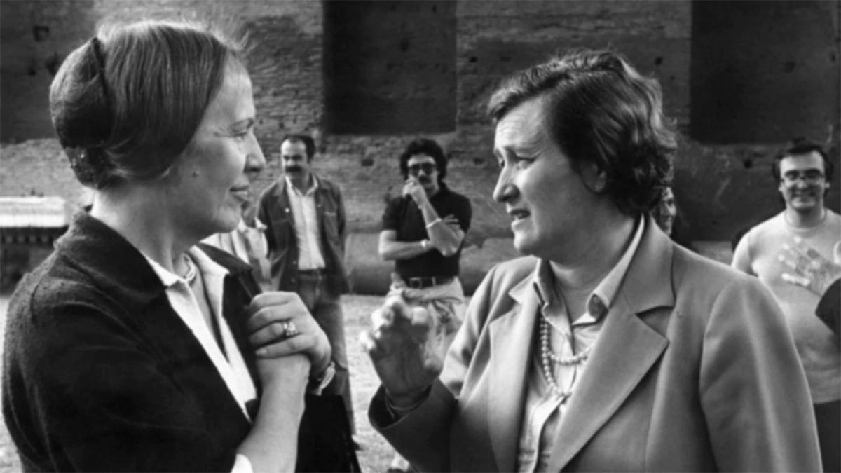 Son tutte belle le mamme del mondo, quando una Repubblica si stringono al cuor...

#festamamma #mamma