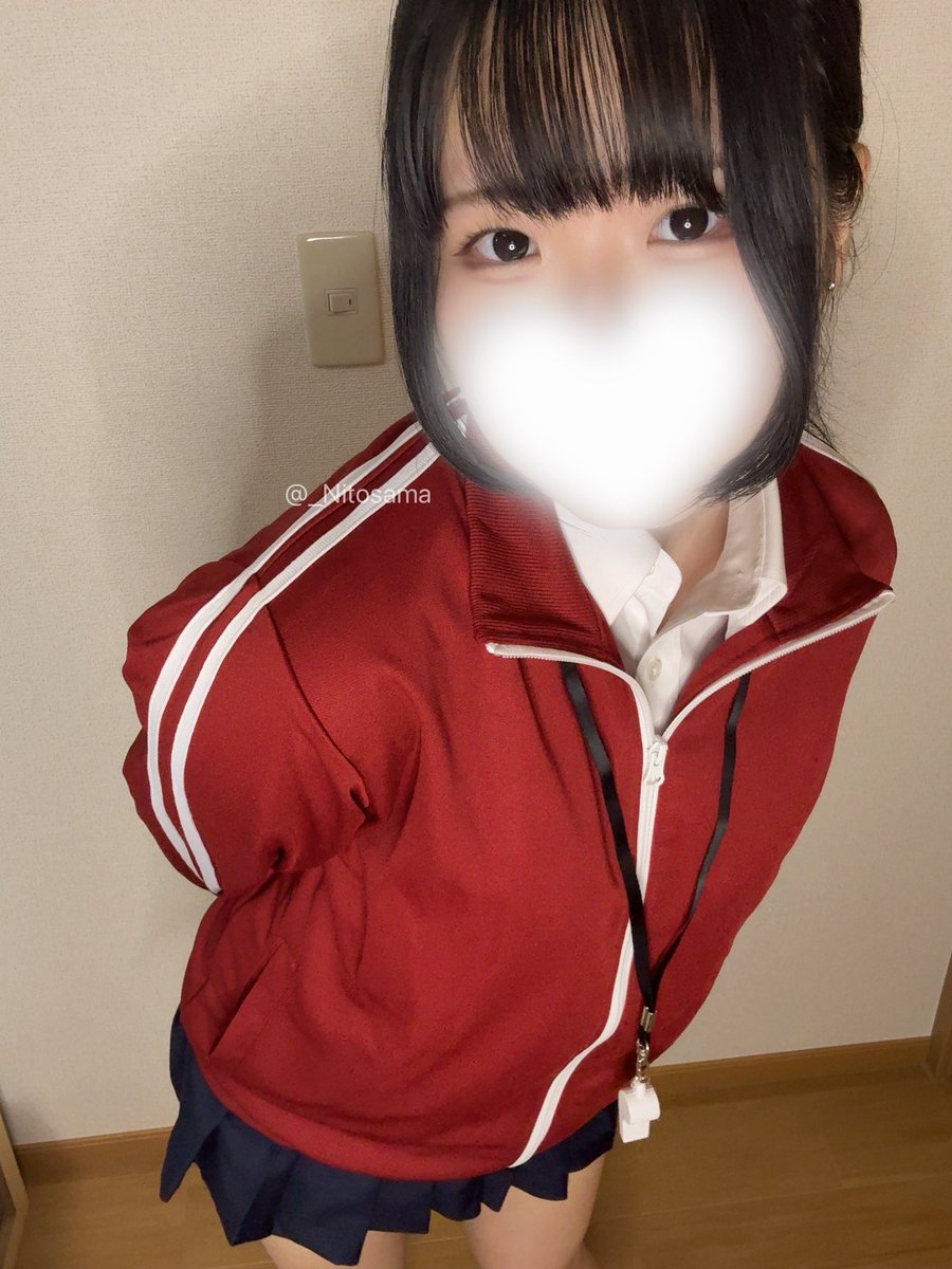 にとさまさんのエロ画像、2025年05月11日19時02分36秒に投稿