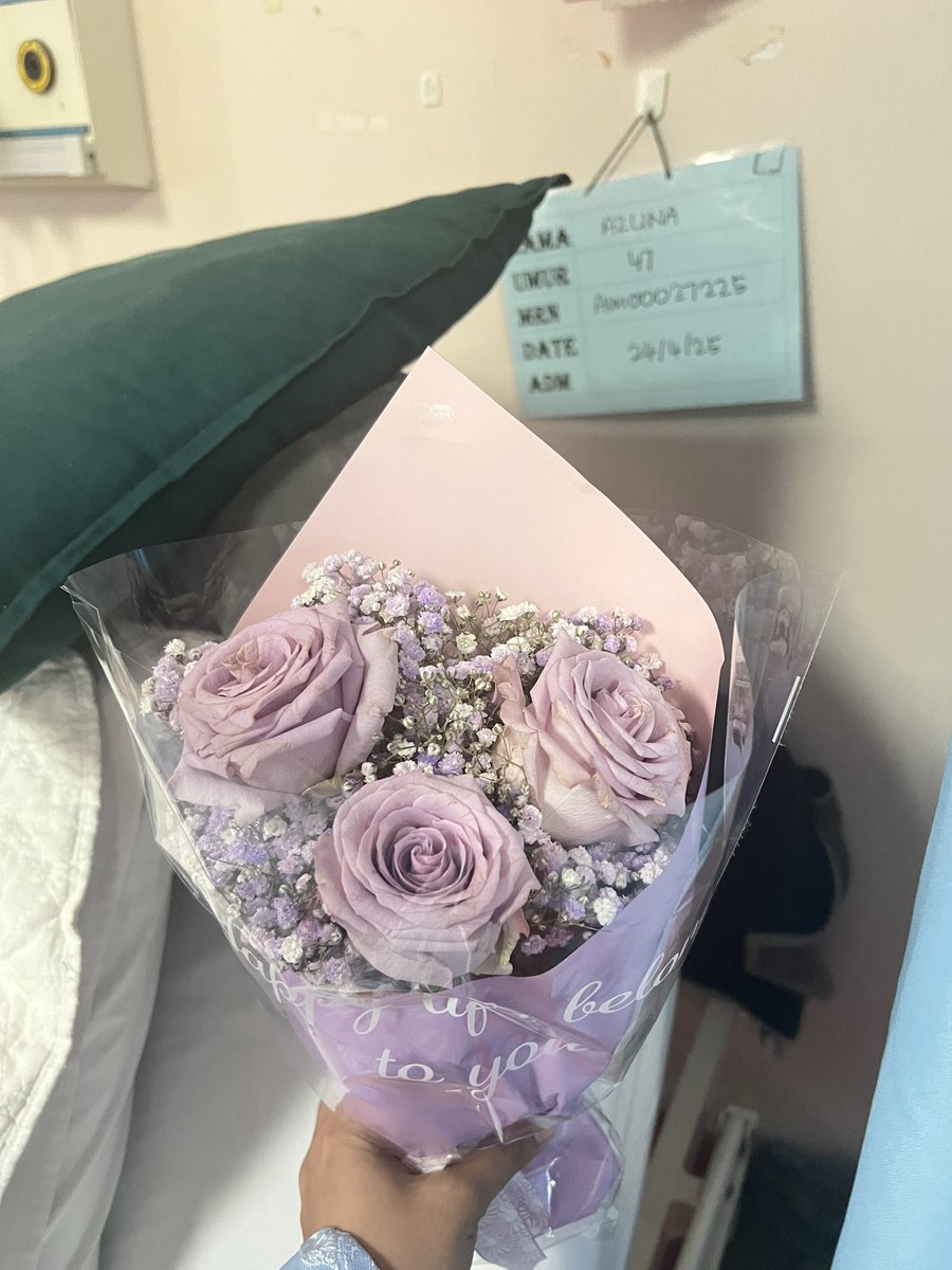 Hari ibu masih di Hospital Ampang, semoga cepat sembuh