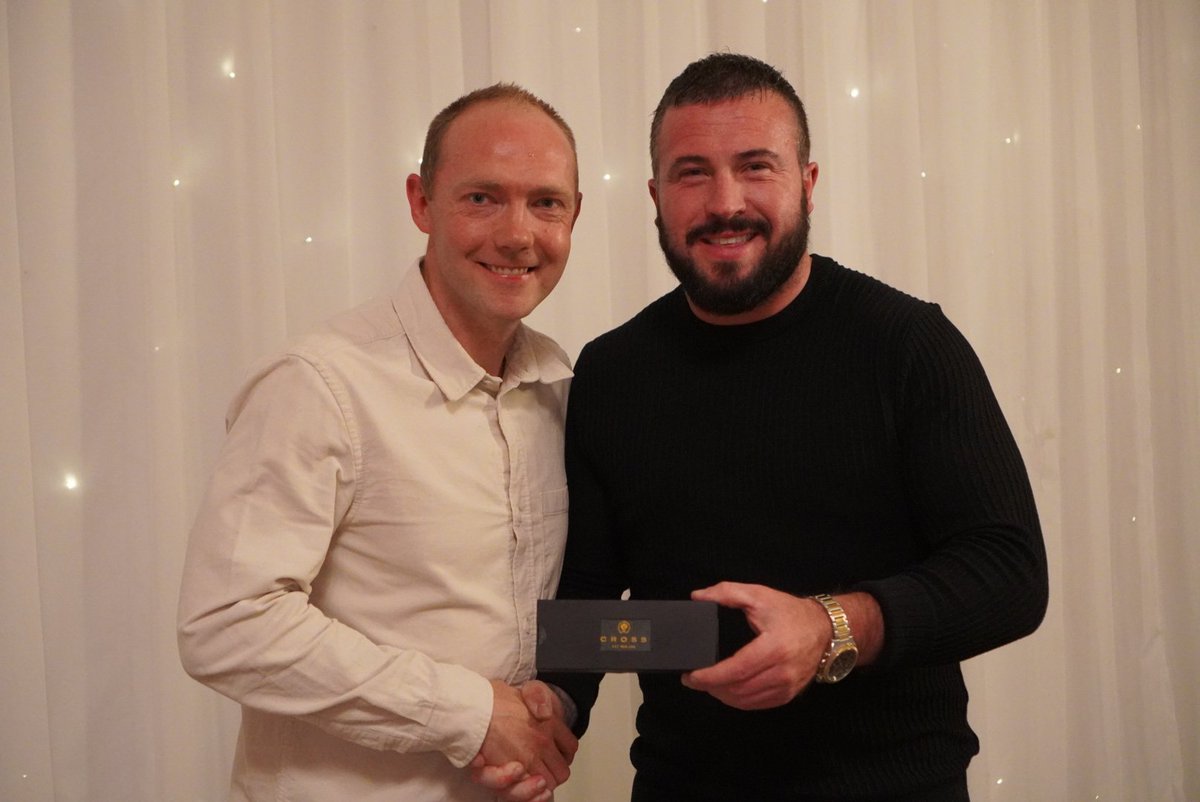Portadownfc's tweet photo. 𝗥𝗢𝗦𝗦 𝗥𝗘𝗗𝗠𝗔𝗡 𝗣𝗥𝗘𝗦𝗘𝗡𝗧𝗔𝗧𝗜𝗢𝗡

At Friday evenings End of Season Dinner a special presentation was made by David Jameson Junior on behalf of the Board of Directors to Ross Redman on occasion of Ross's announcement of his playing retirement. https://t.co/csrur0HYOM