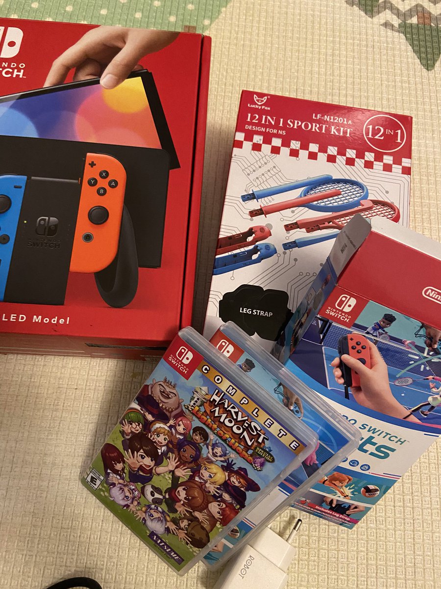 gumbowll's tweet photo. WTS NINTENDO SWITCH OLED 64gb
beli awal tahun di crashgame

ORI

inc: nintendo, game (sport dan harvest moon), nintendo sport kit, clear case, thumb grip, sama tas nintendo mario

harga dm

t. wtb #zonauang #zonajajan️️ #zonaBU #zonaba #nintendo #NintendoSwitch jual nintendo https://t.co/E2XZdT9ZXG
