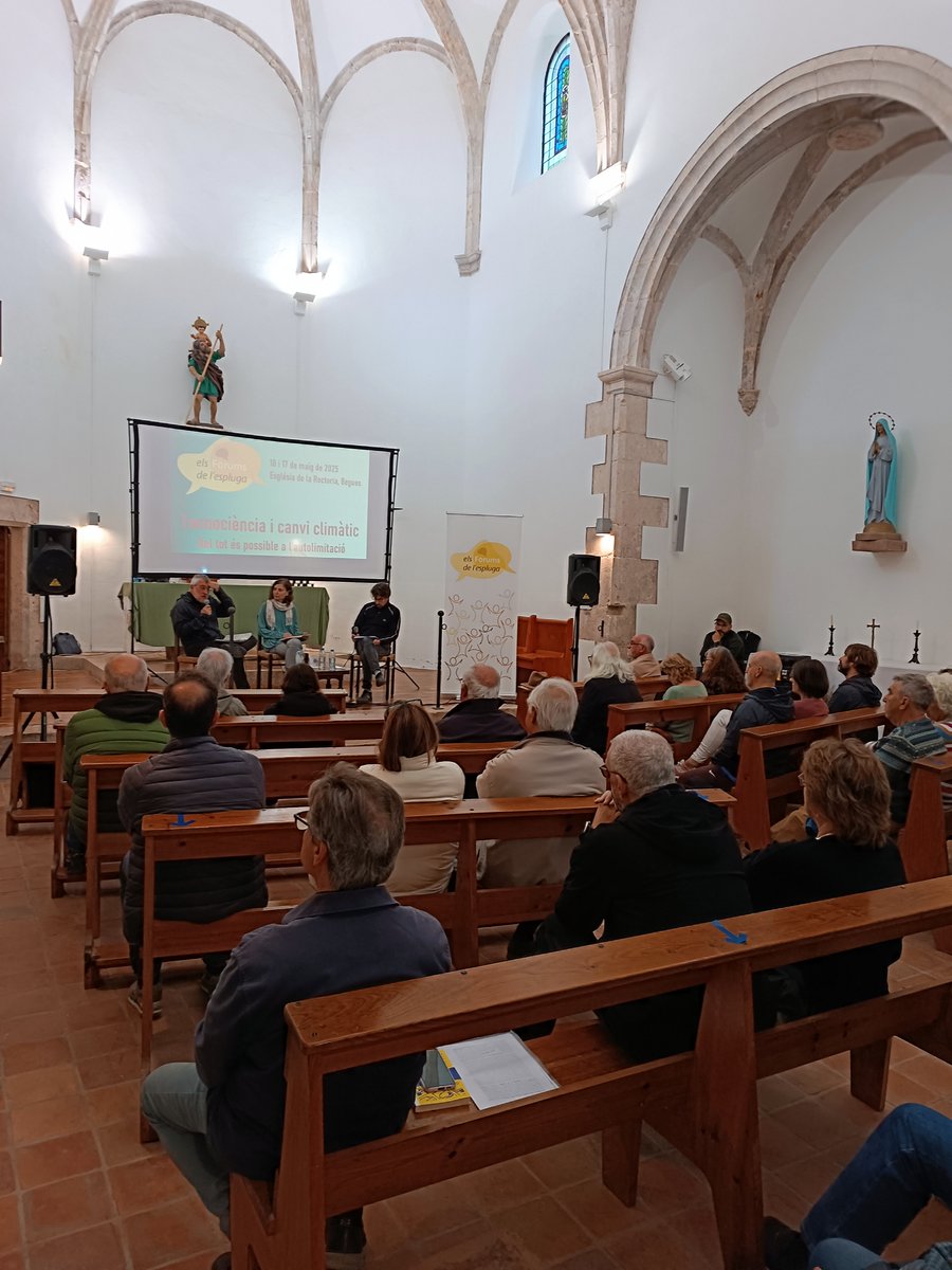 EsplugaForums's tweet image. Compartim un recull de fotos de la sessió d'ahir!

Gràcies a tots els assistents i a @JorgeRiechmann i Jaume Sastre per portar-nos a Begues aquest debat tan necessari.

#Begues #BaixLlobregat
#tecnociencia #canviclimatic #climaticchange