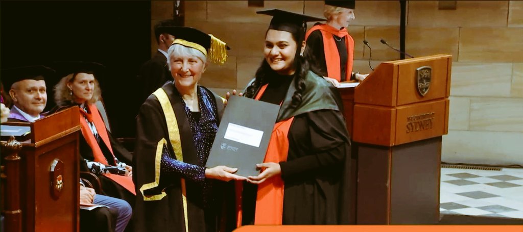 Manisha Patil (@manisha_spatil) on Twitter photo I finally graduated! I can't express the incredible feeling of receiving my doctorate in the Great Hall at USYD with my family, friends, and amazing supervsiors, <a href="/KavurmaMary/">Mary Kavurma</a> and Siân Cartland. I'm forever grateful for your support to help me achieve this milestone in my life 🤗 I finally graduated! I can't express the incredible feeling of receiving my doctorate in the Great Hall at USYD with my family, friends, and amazing supervsiors, <a href="/KavurmaMary/">Mary Kavurma</a> and Siân Cartland. I'm forever grateful for your support to help me achieve this milestone in my life 🤗