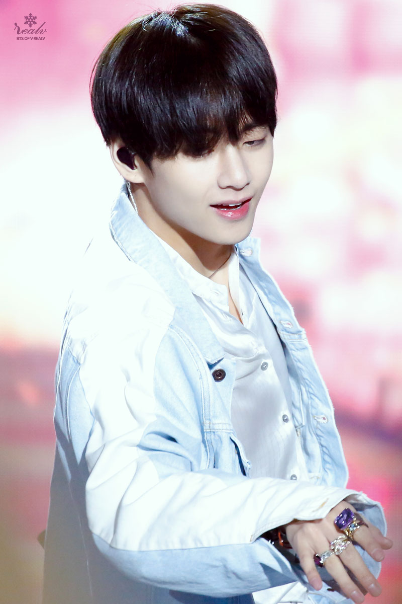 리얼뷔 REALV ✿ tweet media