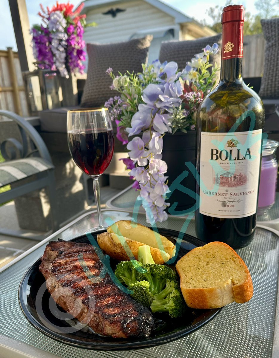 Good morning☀️ 

Remember me? 😂 I’ve been consumed with preparing for our daughter’s wedding next Saturday so I haven’t been on much.

Guests staying with us arrived yesterday as well as our oldest daughter, her hubs and our grandson! We treated everyone to grilled steaks!✌🏻❤️