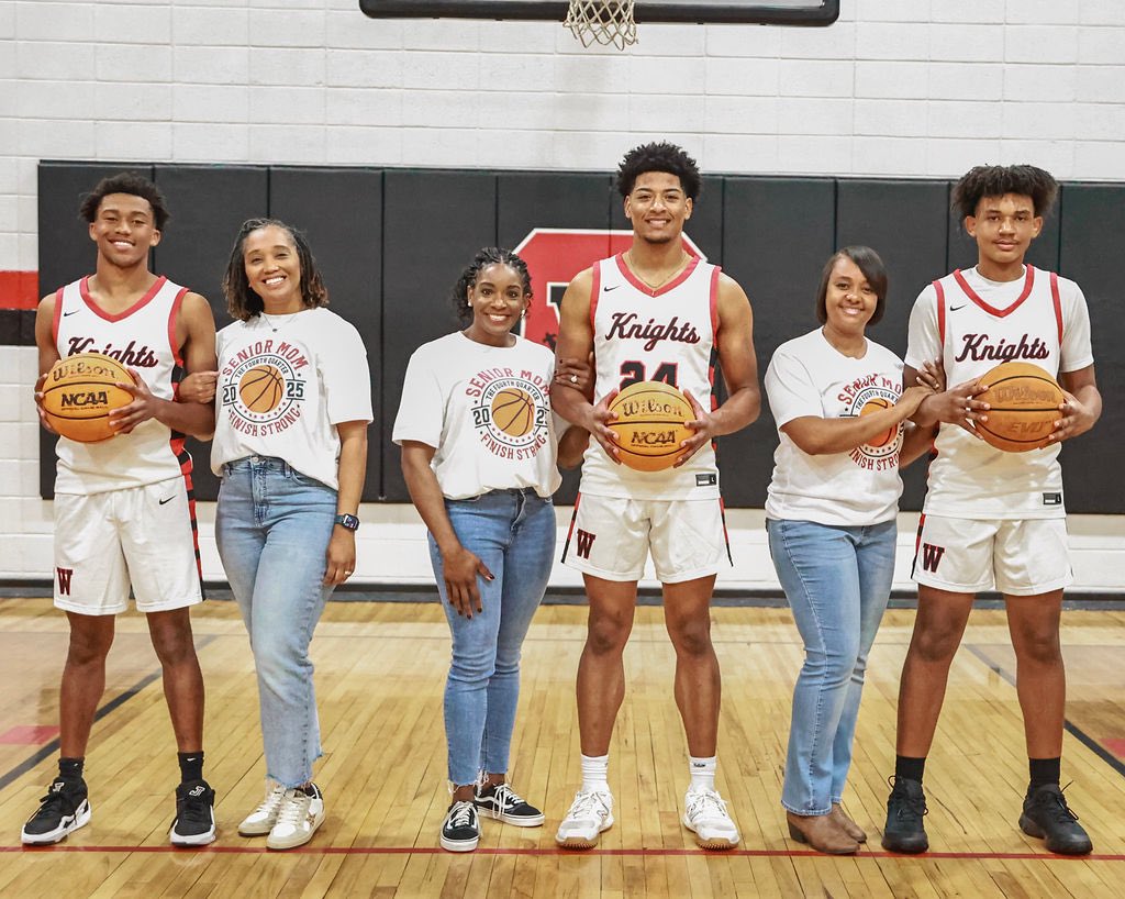 Happy Mother’s Day! Thanks to all our wonderful basketball moms! We could not do it without you! #knightsbasketballmoms #ladyknightsbasketballmoms #seniorbasketballmoms