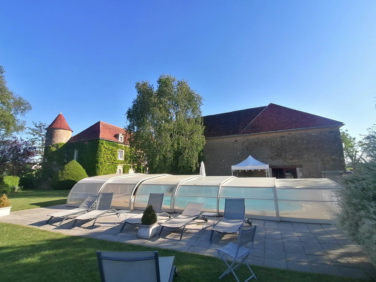 br44fcn's tweet image. Sacré week end entre @EspritCanari02 dans un domaine d&apos;exception à 10min d&apos;Auxerre. J&apos;ai pris un sacré plaisir à l&apos;organiser.
Le bonheur des adhérents est une récompense sacrée.
On remet ça l&apos;année prochaine !!! (Dans une autre ville ?) 
#Cohesion #Potes #ECOnTour #AJAFCN