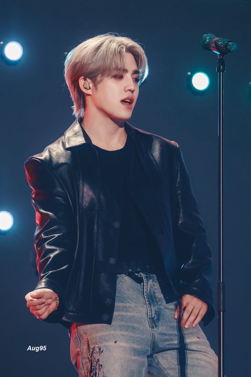 aboutscoups's tweet photo. my rockstar scoups 🖤 https://t.co/kmgxYwRr9q