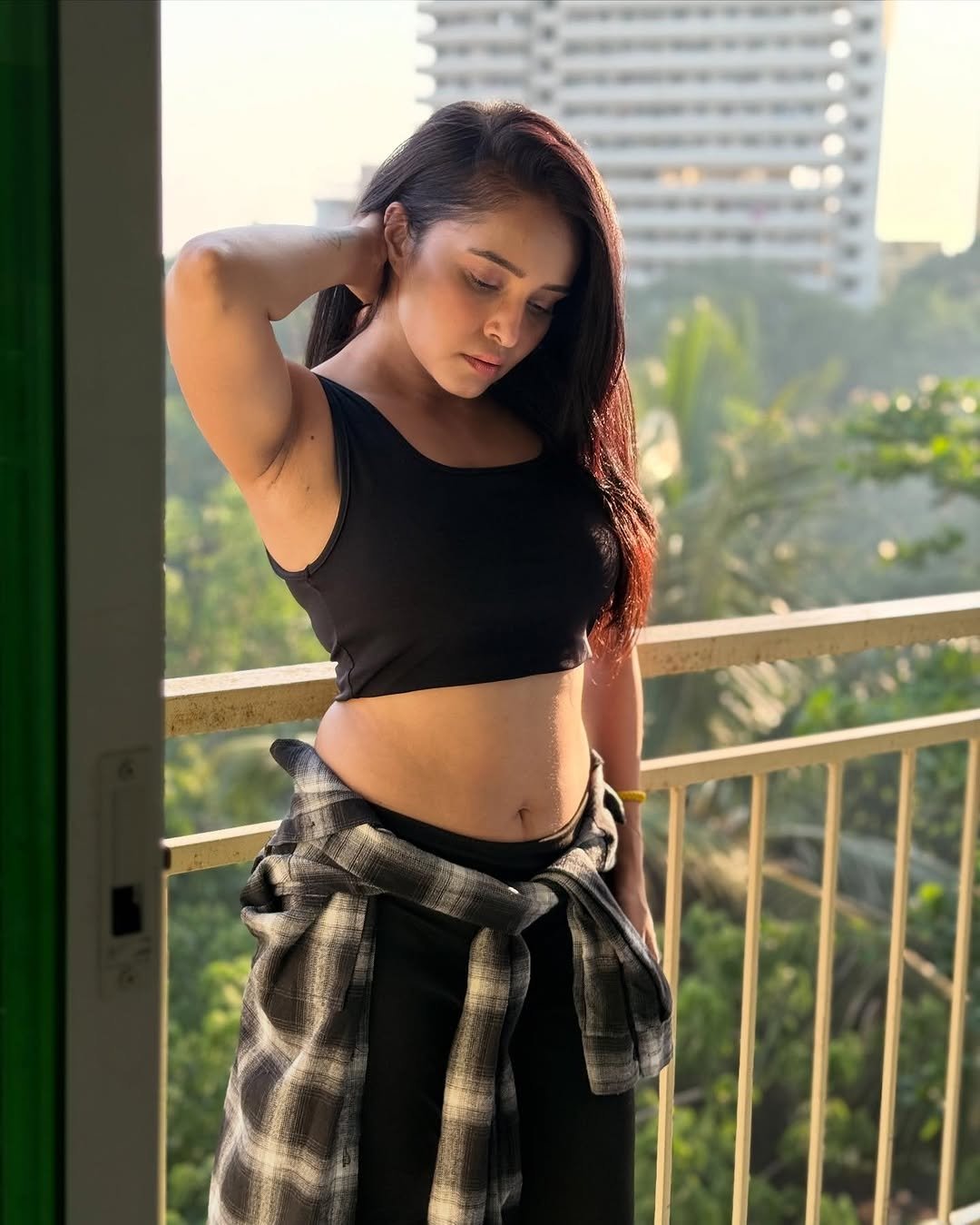 Gqq_SfqacAAFOv7?format=jpg&name=large