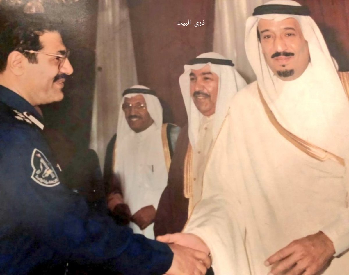 خادم الحرمين الشريفين الملك سلمان بن عبدالعزيز والشيخ جابر العبدالله الجابر الصباح والنائب الراحل غنام علي الجمهور والفريق الراحل عبدالحميد حجي عبدالرحيم