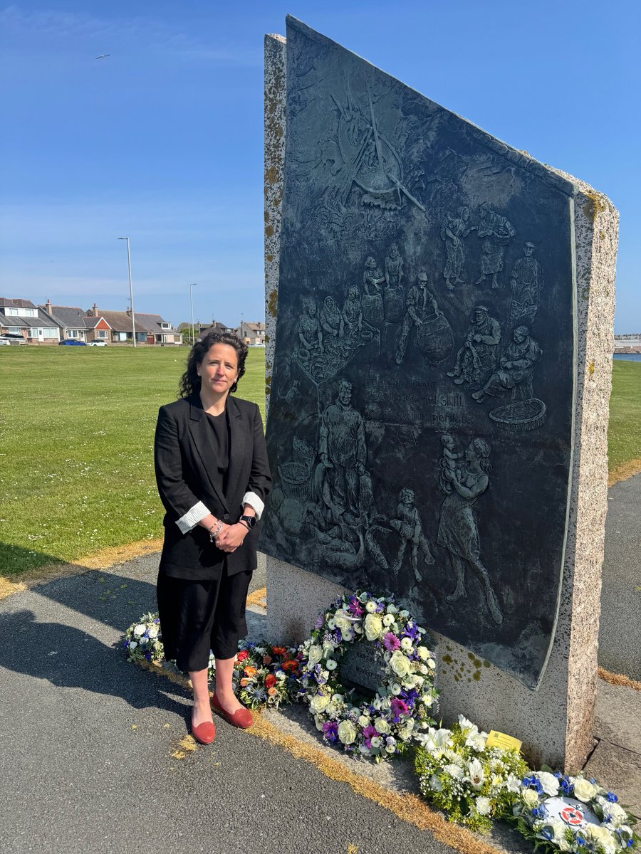Scot Gov Rural (@scotgovrural) on Twitter photo Rural Affairs Secretary @mairigougeon laid a wreath on behalf of <a href="/scotgov/">Scottish Government</a> to remember people from our fishing communities who gave their lives in service. Their sacrifice, and the enduring spirit of our coastal communities, will never be forgotten. #NationalFishingRemembranceDay Rural Affairs Secretary @mairigougeon laid a wreath on behalf of <a href="/scotgov/">Scottish Government</a> to remember people from our fishing communities who gave their lives in service. Their sacrifice, and the enduring spirit of our coastal communities, will never be forgotten. #NationalFishingRemembranceDay