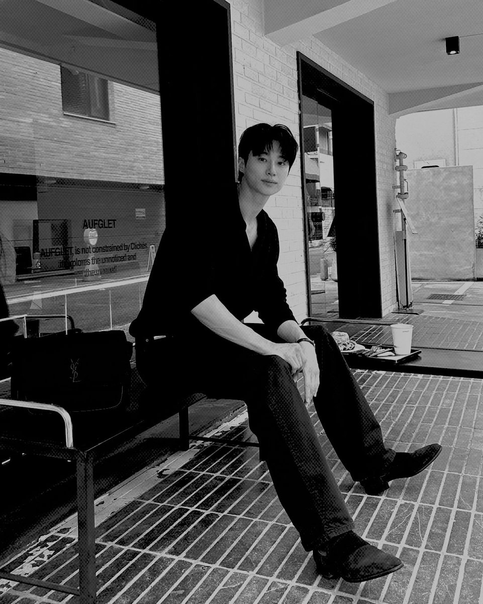 ⠀
⠀
Your gallery if you're dating me.
⠀
⠀