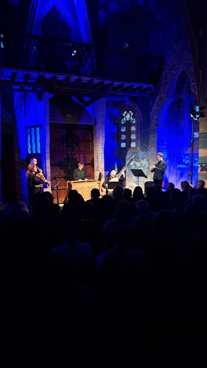 😊 Moltes gràcies The Delightful Pocket Company per donar el tret de sortida a la 8a Primavera Musical a Vistabella!

Un concert sublim 😍

<a href="/ASecuita/">AjlaSecuita</a> <a href="/esglesiatgn/">Arquebisbat de Tarragona</a> <a href="/Dipta_cat/">Diputació de Tarragona</a> <a href="/govtarragona/">Delegació del Govern de Catalunya a Tarragona</a> <a href="/cultura_cat/">Cultura</a> <a href="/marcguerris/">Marc Guerris Farre</a> #primaveramusical #Vistabella ##lasecuita