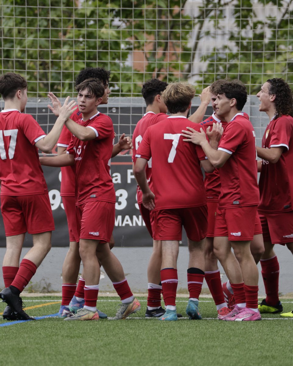 TerrassaFC's tweet photo. โธ๏ธ DESCANS A #MANRESA! ๐ฃ
๐ช ๐ฉ๐๐๐งร๐ฅ๐๐ ๐ ๐ข๐ ๐๐ก๐งร๐ก๐๐ del @TerrassaFC ๐
ฑ๏ธ al camp de la #UEBalconada per 0๏ธโฃ a 4๏ธโฃ per fregar el tรญtol de CAMPIONS DE LLIGA i proclamar-se nou equip de #SegonaCatalana!
โ๏ธ #ToquemElCel
(๐ธ: @MFerretvisuals) https://t.co/KFhEIuqBbl