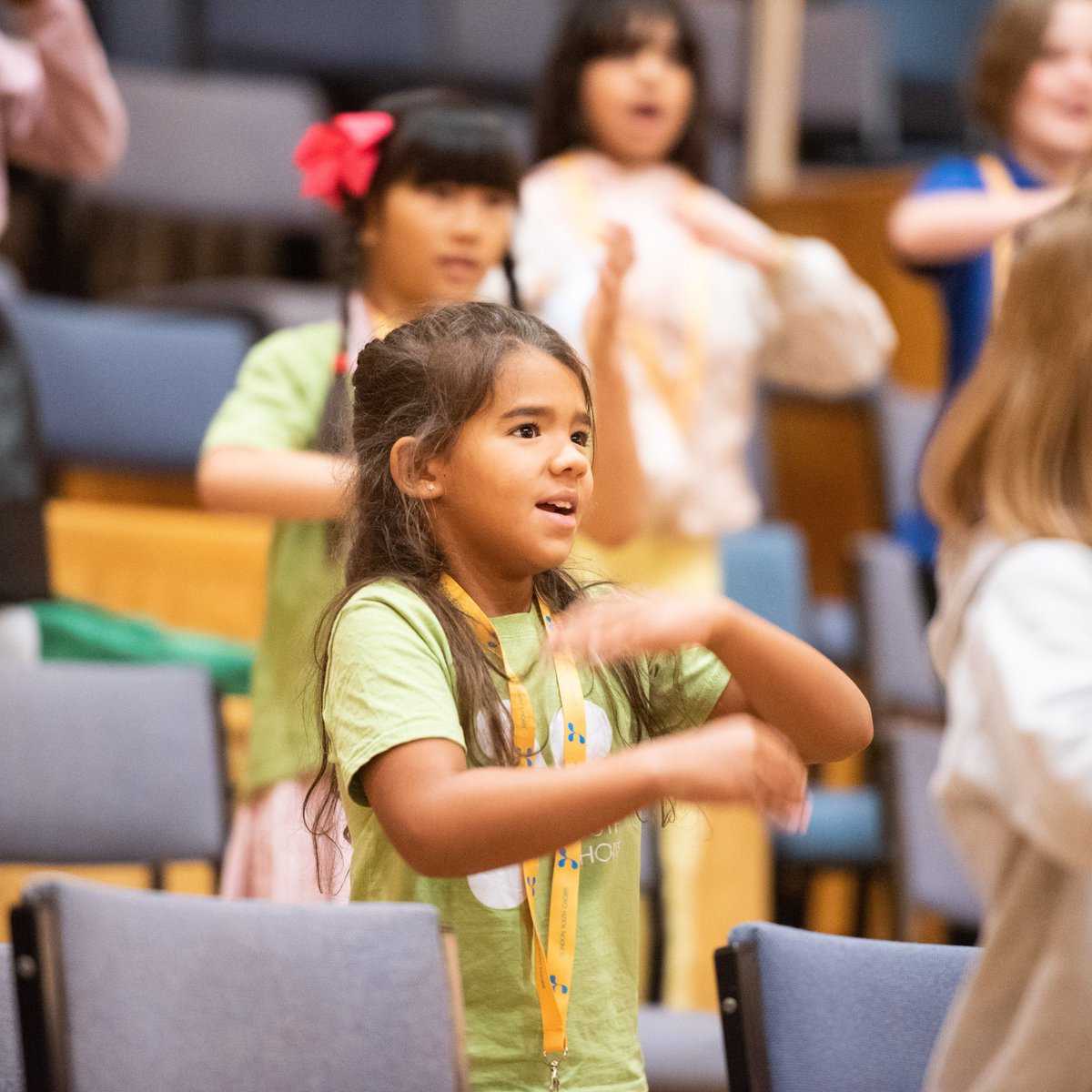 Want to try out LYC before you sign up for an audition?

We're running a free session for ages 6-11 to experience LYC, prepare for auditions and build confidence in your singing!

📅Fri 30 May
🕰️2-6pm
📍Walworth Town Hall, Elephant &amp; Castle

Info: londonyouthchoirs.com/experience-lon…