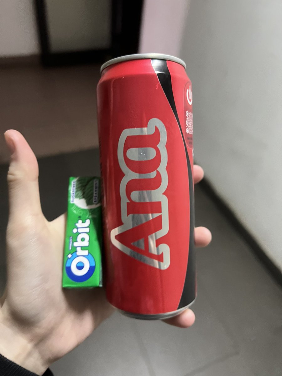 GUYS IM FUCKING CRYING I PICKED A RANDOM COKE ZERO FOR MY FAST LMAO