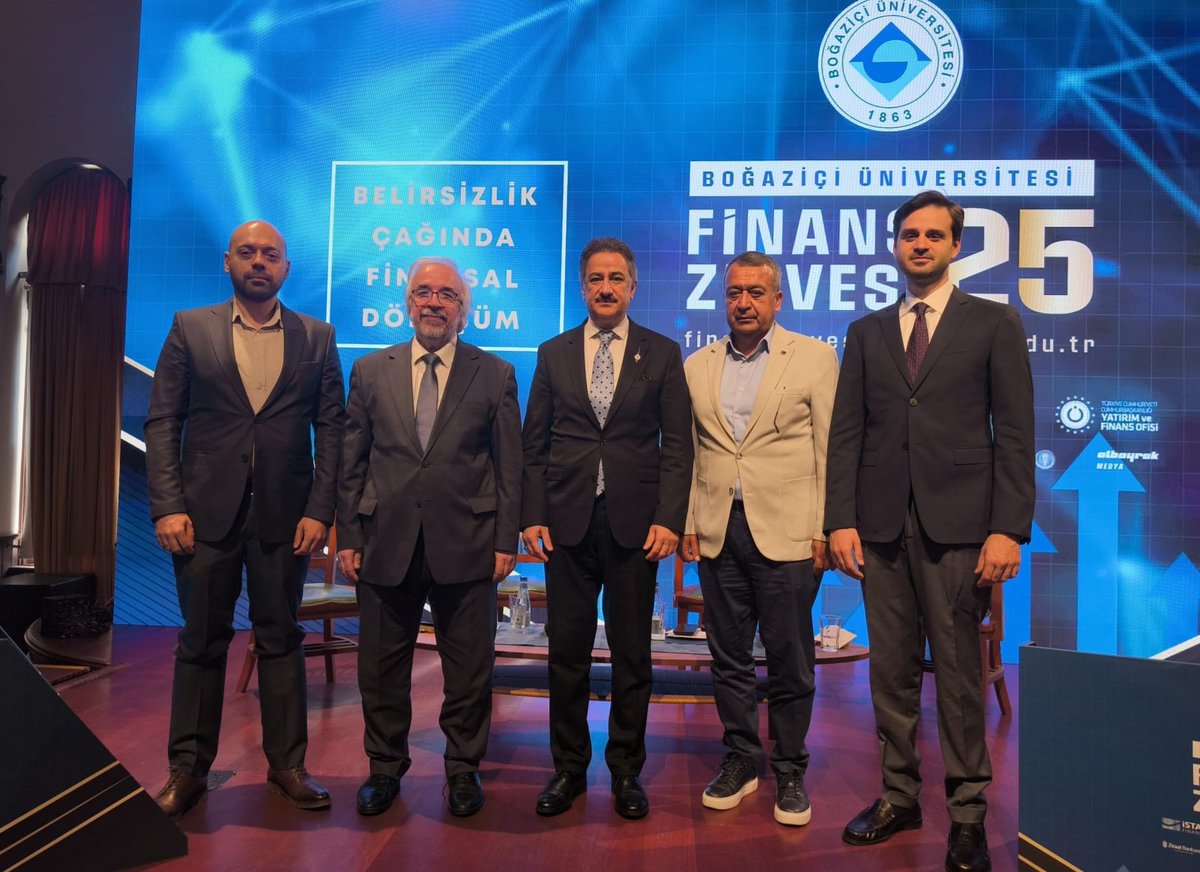 İstanbul Ticaret Odası Meclis Başkanı Dr. Erhan Erken, Boğaziçi Üniversitesi tarafından düzenlenen ve akademi, kamu-finans dünyasını bir araya getiren Finans Zirvesi 2025’te konuşmacı olarak yer aldı.

Finansal konuların çok boyutlu olarak ele alındığı zirvede, Dr. Erhan Erken’in