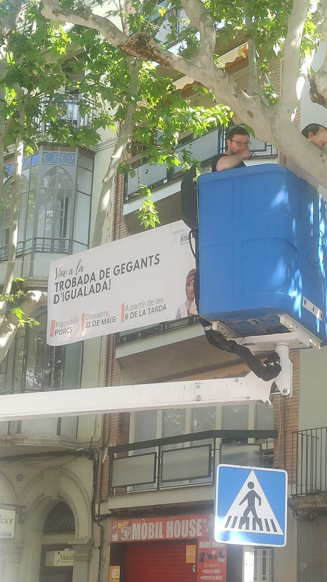 En pocs dies, el 31 de maig, tenim la nostra trobada de colles geganteres a Igualada… i per a què no sigui dit que no s’anuncia… :-)