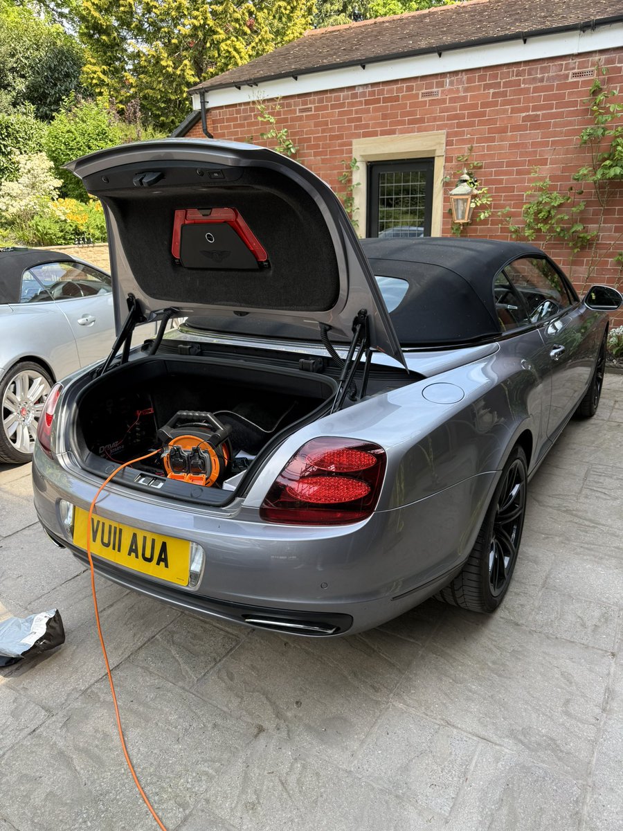 Lawrence Whittaker tweet media