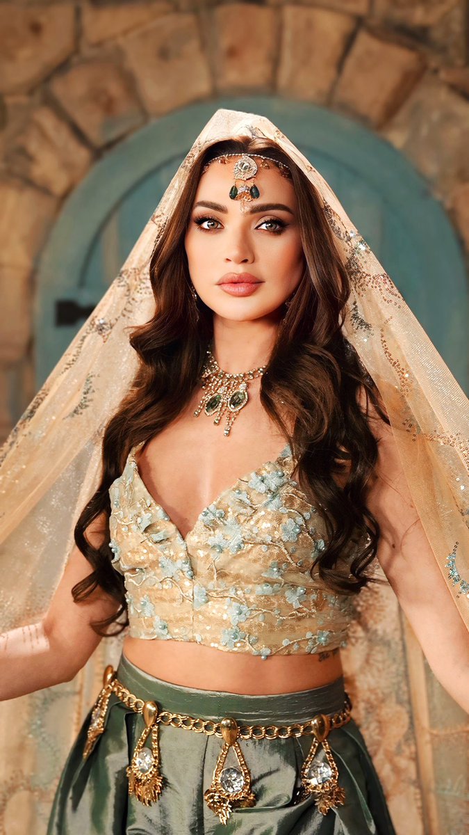 صار معلق فيك القلب غير هالأسلوب🤍
#داليدا_خليل 
#عيب_عليك