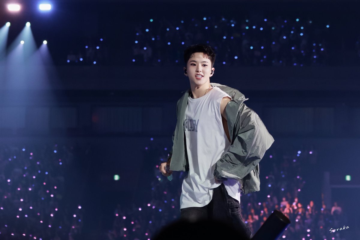 Soraka0917's tweet photo. 250511 Saitama DAY2
まだね、埼玉👋🏻
#세븐틴 #호시 #권순영 #HOSHI #ホシ #SEVENTEEN #权顺荣 https://t.co/P32rDSotYM