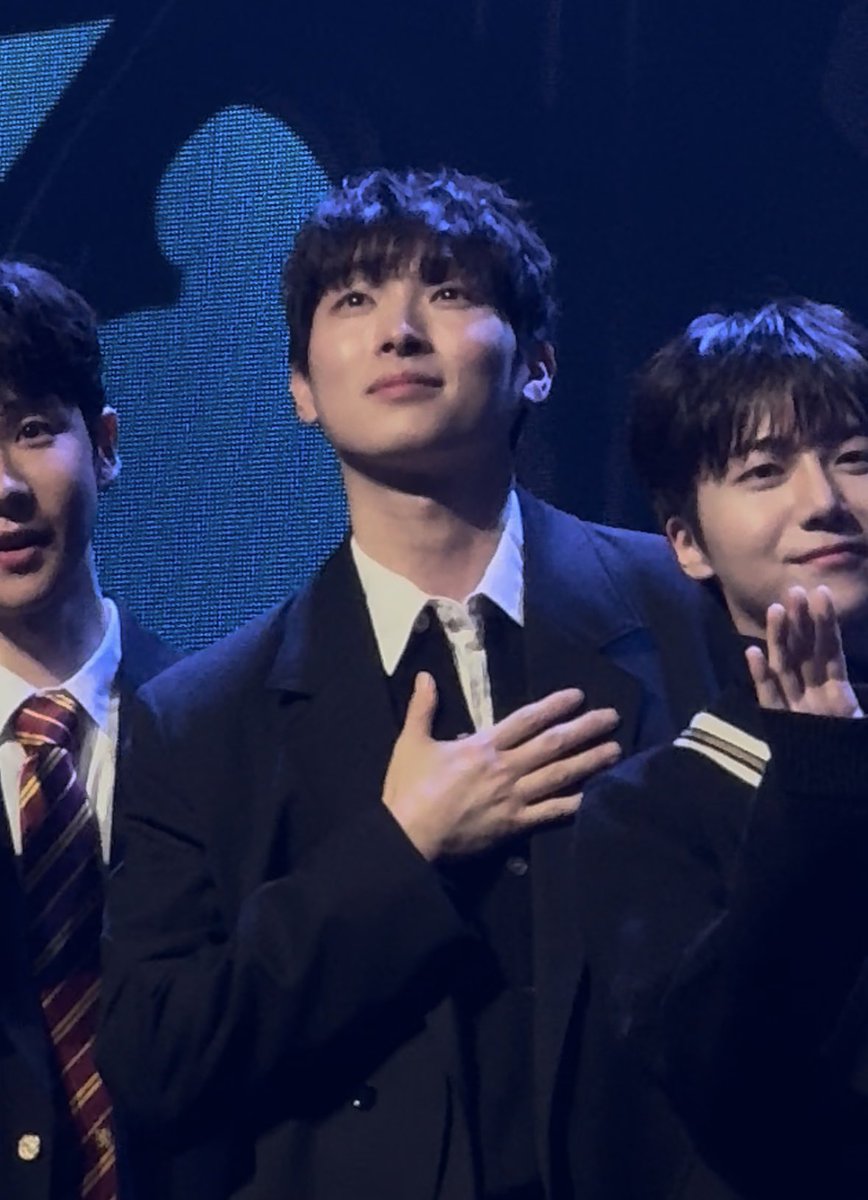roroexw's tweet photo. 250511 베어 더 뮤지컬 콘서트 포토타임 
#박강현 https://t.co/yueOP8f749