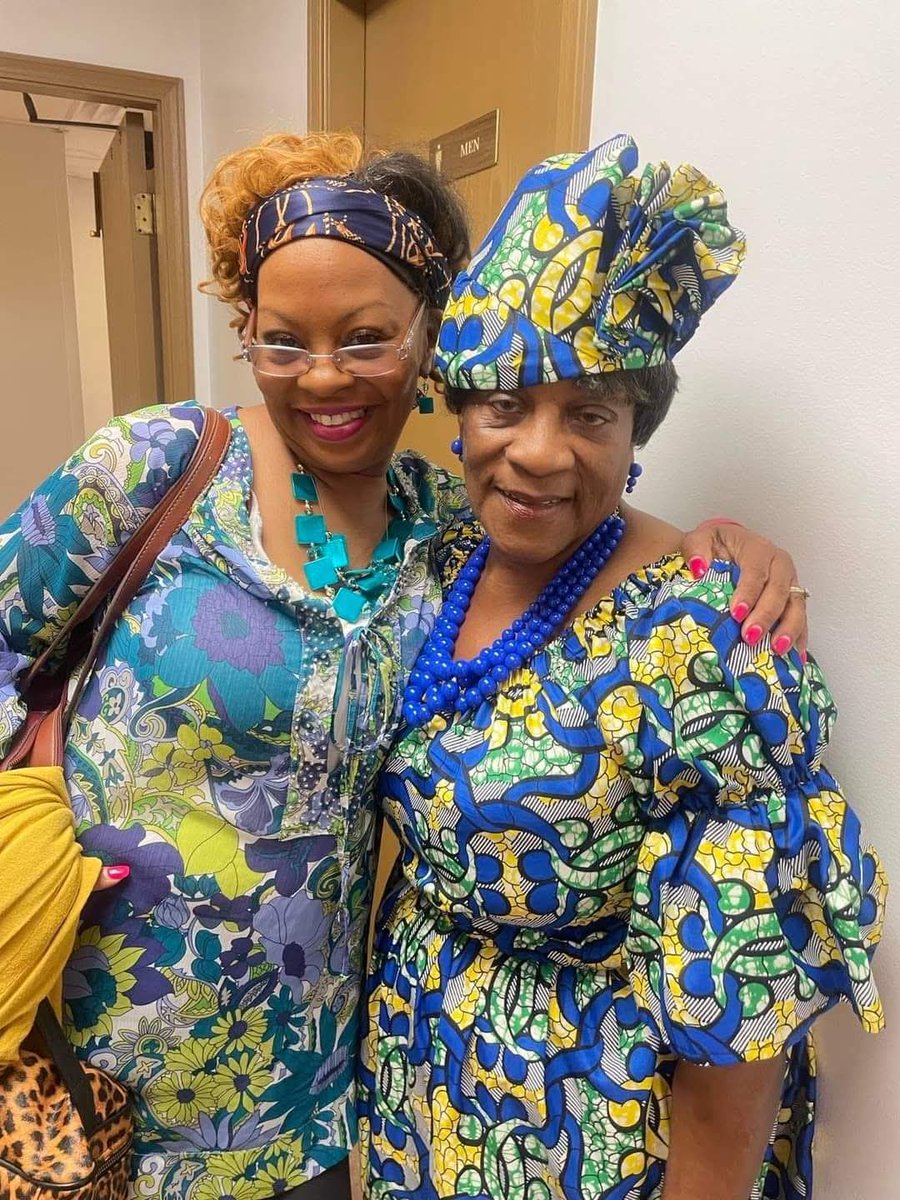 afavorite7's tweet image. Happy Mother's Day to my Beautiful Mom Marie (Queenie) Thornton and My Beautiful Queen MrsNeicypoo Thornton
Love you Both to life