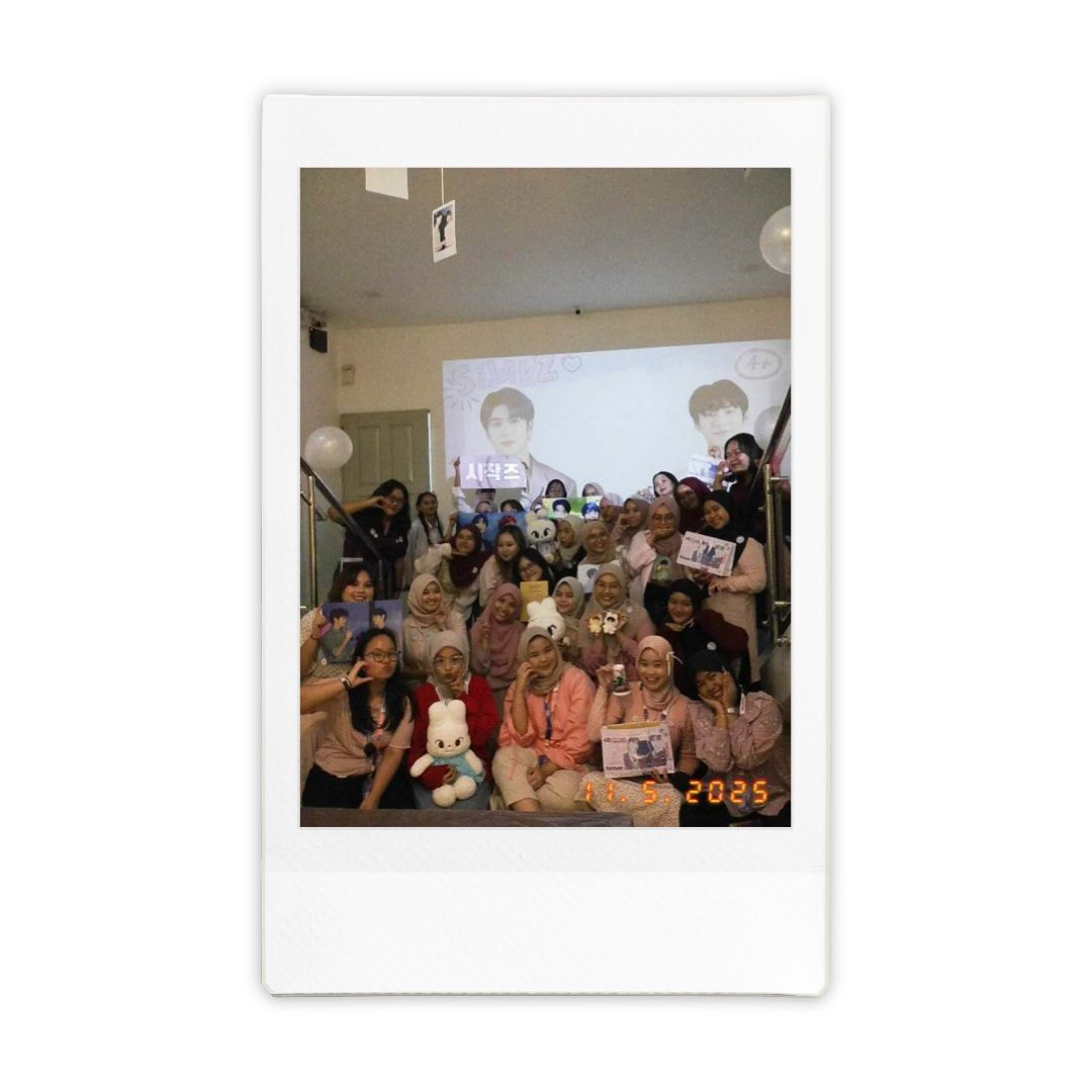 terima kasih untuk hari ini~ khususnya untuk panitia <a href="/Sijakz_corner/">Sijakz Corner</a> yang udah bikin acara super seru dan asik 💚💚 semoga tahun depan ada lagi yaa 🫶🏻🫶🏻