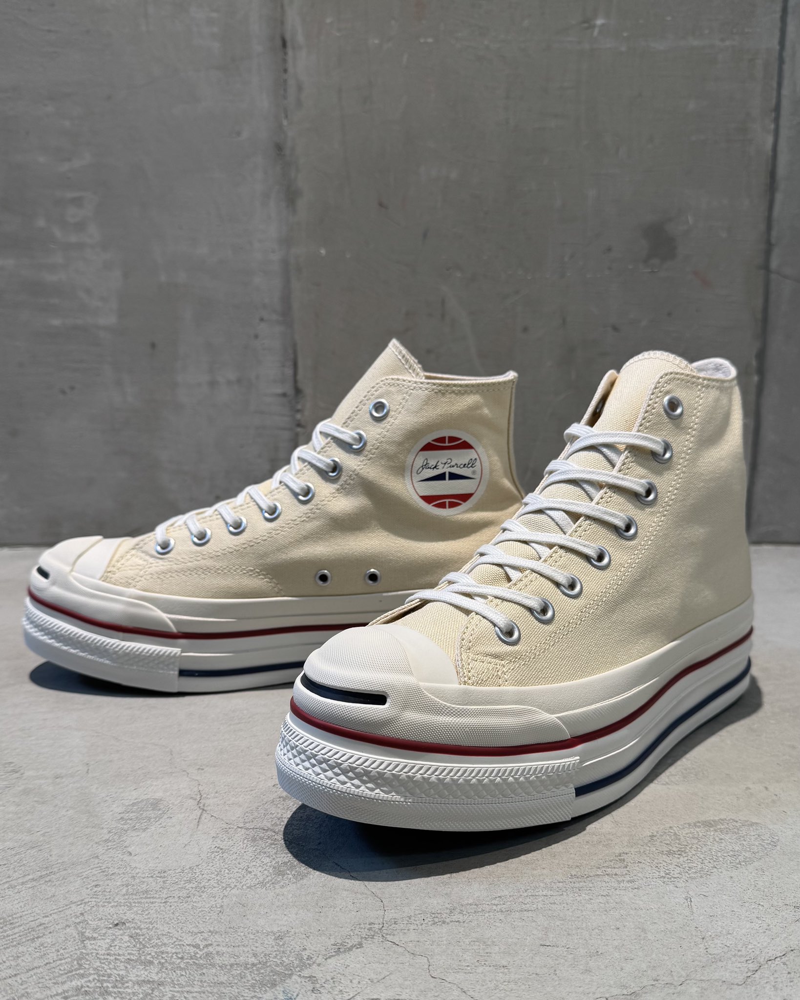 カスタマイズ可能ホワイトキャンバス3枚セット White atelier BY CONVERSE (@wa_by_converse) / X