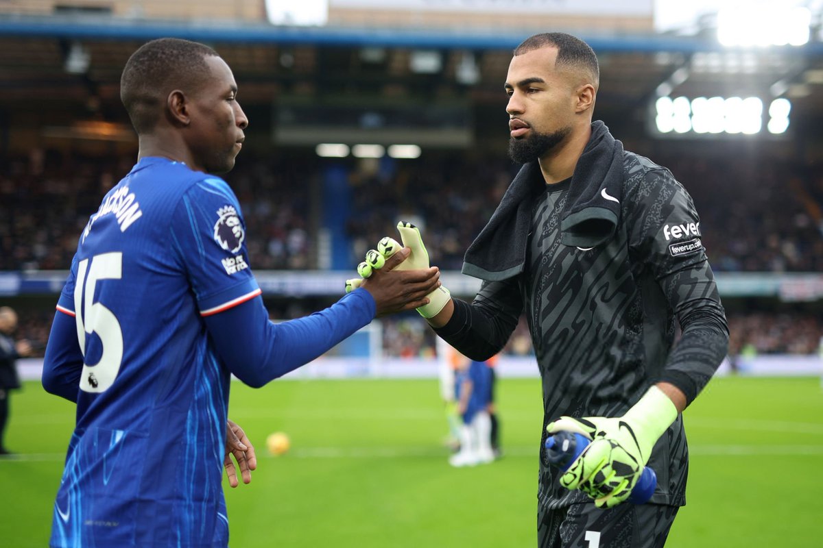 Comment nous en sommes arrivé là ? Deux joueurs qui n’ont même pas le niveau de Southampton qui sont titulaires INDISCUTABLES à Chelsea en big 2025. Le board de merde vraiment.

Virez moi ces deux TOCARDS du club.