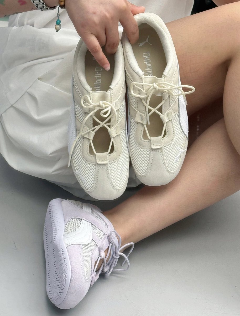 fromdesine's tweet photo. new puma speedcatGO 🪁🌟☁️
แมวซิ่งคู่ใหม่จากบ้าน puma สีพาสเทลเหลืองม่วงแบบถูกต้องมากมาก •₊˚。 ช็อปเกาหลีคู่ละ 3,790.- free ems ส่งกลับแอร์ค่า https://t.co/DyAWoqkXrD