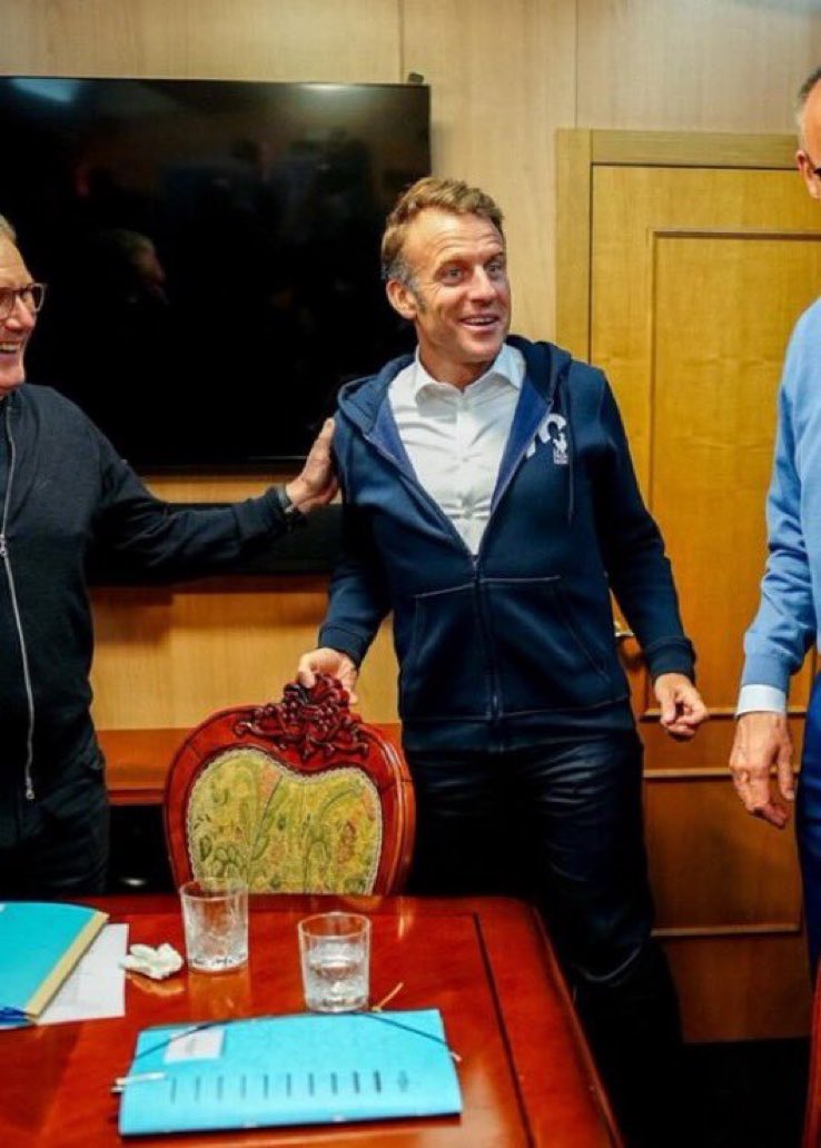 Этому уже не насыпать, бгг..