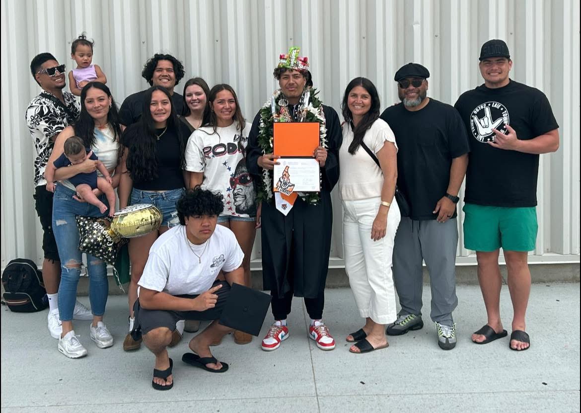 Tony Tuioti (@coachtuioti92) on Twitter photo Proud parent moment as we celebrate Teilor’s graduation from <a href="/IdahoStateU/">Idaho State University</a> ! Your hard work, dedication, and sacrifice have paid off - Congrats son 🤟🏽! Proud parent moment as we celebrate Teilor’s graduation from <a href="/IdahoStateU/">Idaho State University</a> ! Your hard work, dedication, and sacrifice have paid off - Congrats son 🤟🏽!