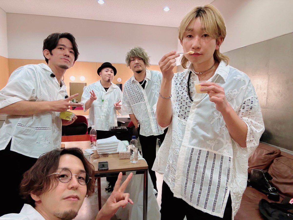 そらるさんツアーユメユイ大阪にて、完！
今回もあっという間だったな😭
新たな試み、めちゃくちゃ好みだった✌︎

#そらる
#ユメユイ