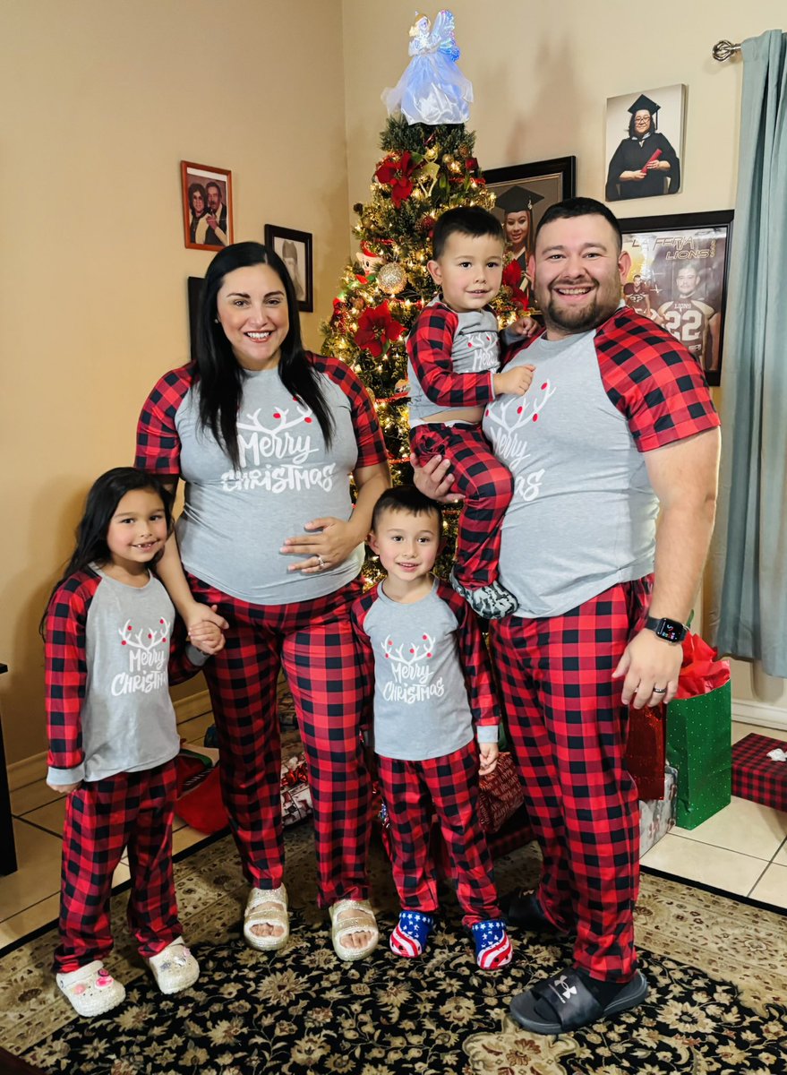 Happy Mother’s Day to the best Mommy/ wife/ partner anyone can ever have. The babies and myself are truely blessed to have you in our lives!!! We love
You forever mommy!! ❤️😘