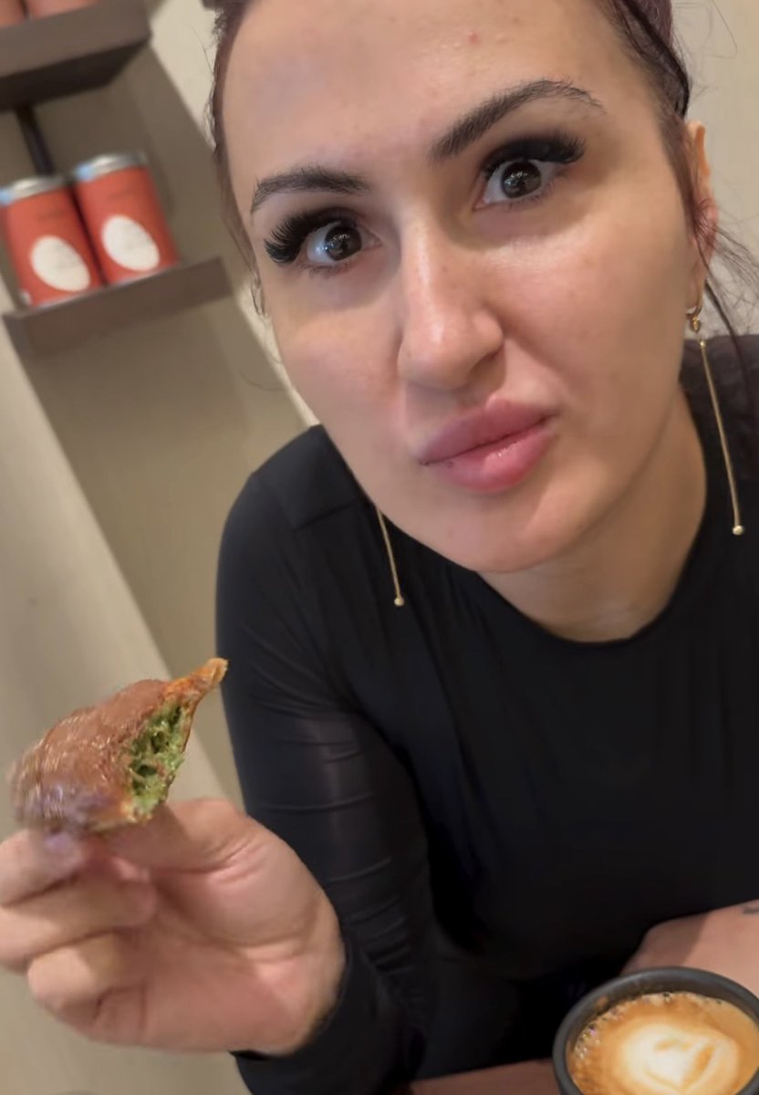 Georgiana Loredana Gavrila @loredanag30 - Twitter Profile | Sotwe