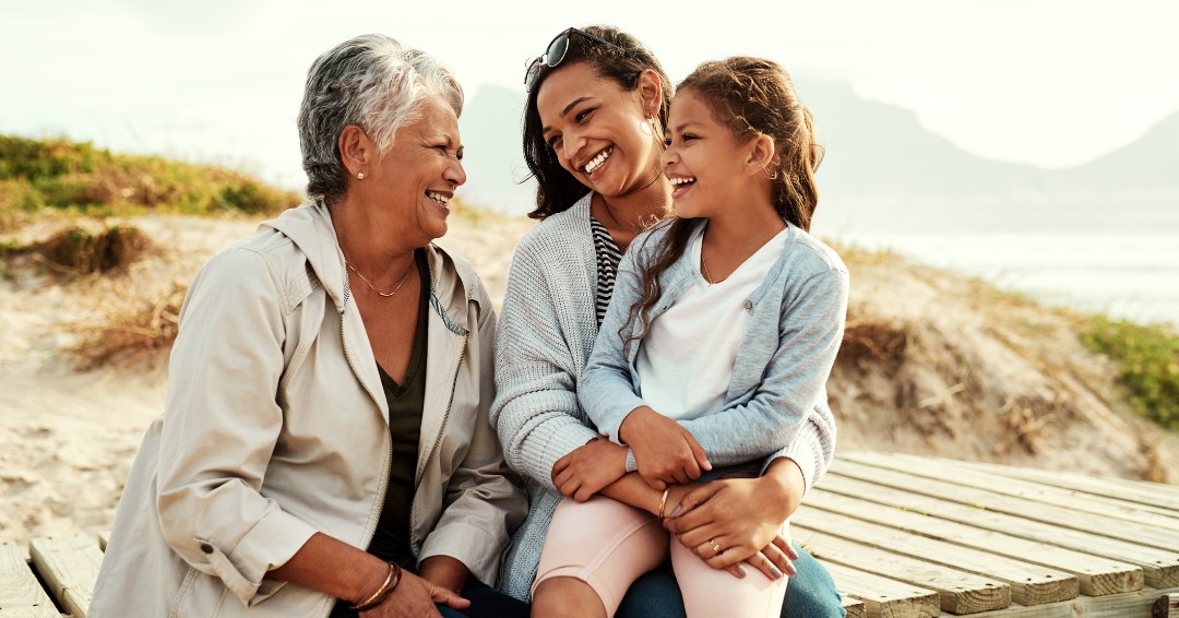 MFCHatWMC's tweet image. Happy #MothersDay!! We celebrate the healthcare heroes who never wear scrubs. You're the first responders, the midnight pharmacists, and the intuitive caregivers who know when something just isn't right. From one healthcare team to another – thank u!