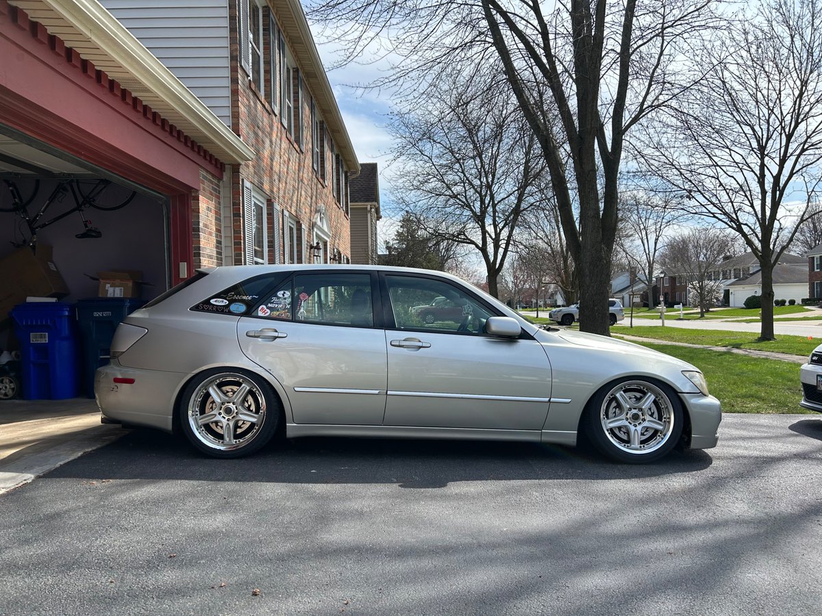 IS300 Enjoyer tweet media