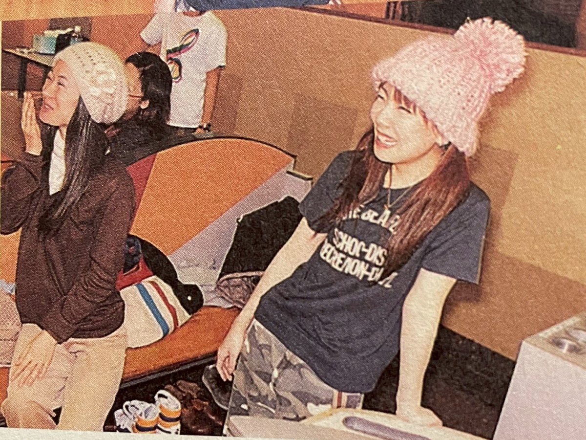 昔、aiko本と言う本を出した事があるのですが20年の時を経て三国にある